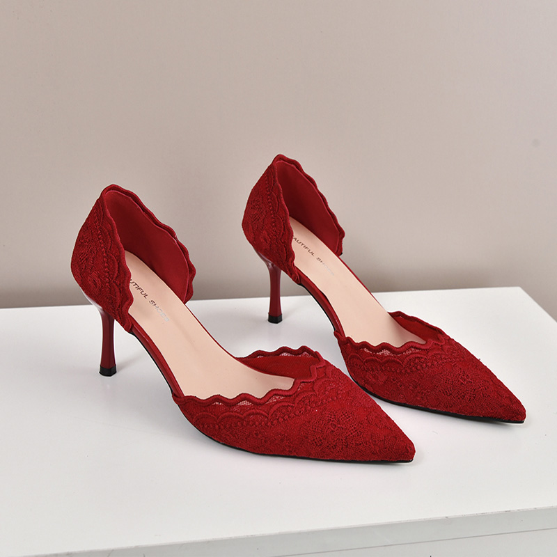 Luxe Rood Wit Kant Borduren Ho - Embroidery In The Piece recensie en prijs