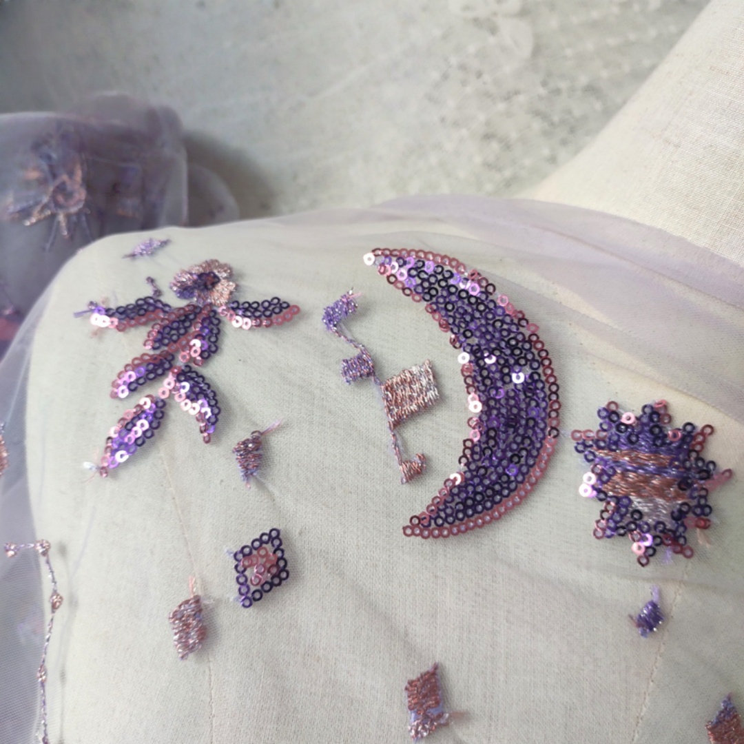 0,5 meter paarse breedte 55,11 - Embroidery Net Dress recensie en prijs