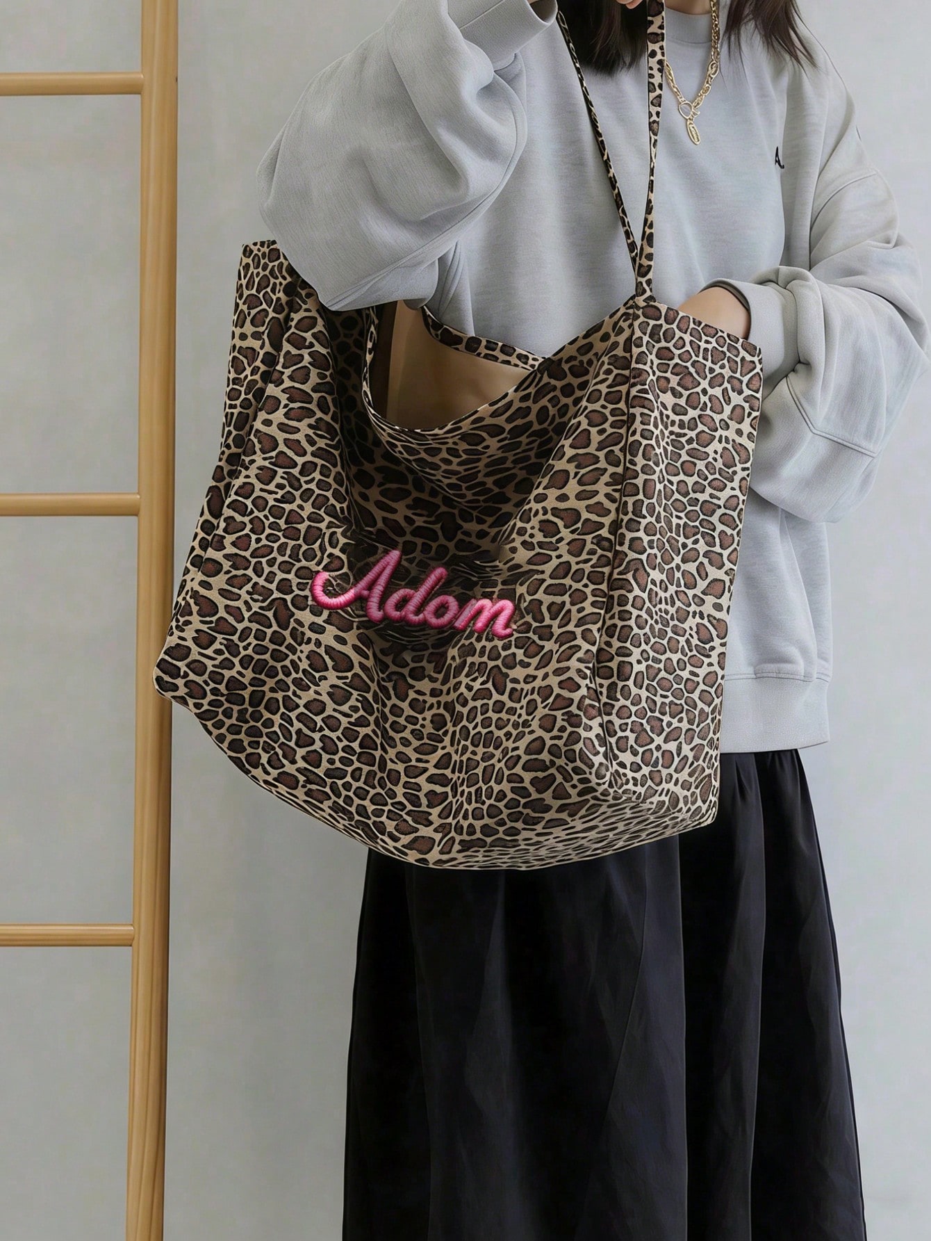 Aangepaste naam luipaardprint  - Embroidery Name recensie en prijs